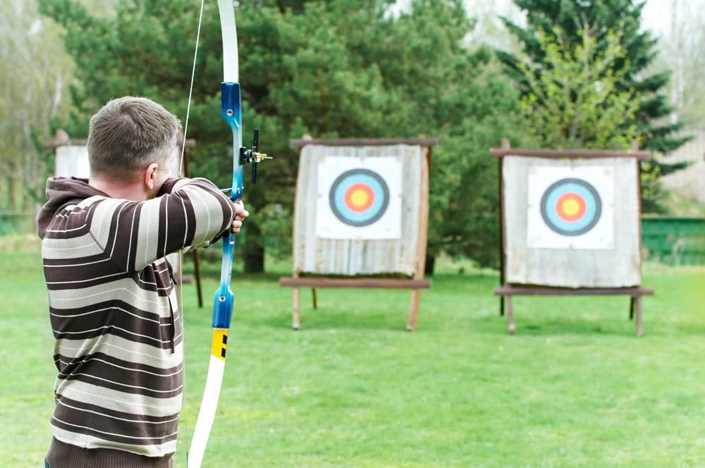 how to shoot a bow accurately